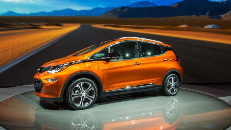 carros-eletricos-usados-​​sao-apenas-um-bom-negocio-se-voce-souber-esse-detalhe