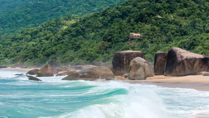 cidades-com-praias-acessiveis-para-desfrutar-de-um-fim-de-semana-economico cidades-com-praias-acessiveis-para-desfrutar-de-um-fim-de-semana-economico