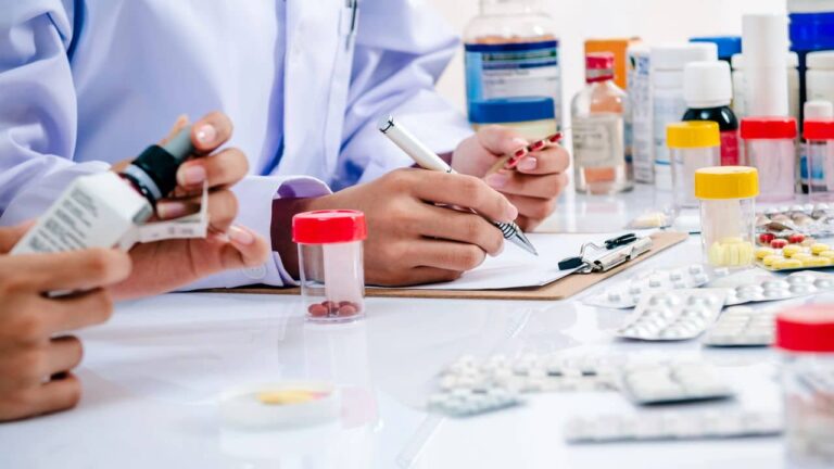 anvisa-faz-recall-e-proibe-medicamentos-e-suplementos-por-falsificacao-e-falta-de-registro