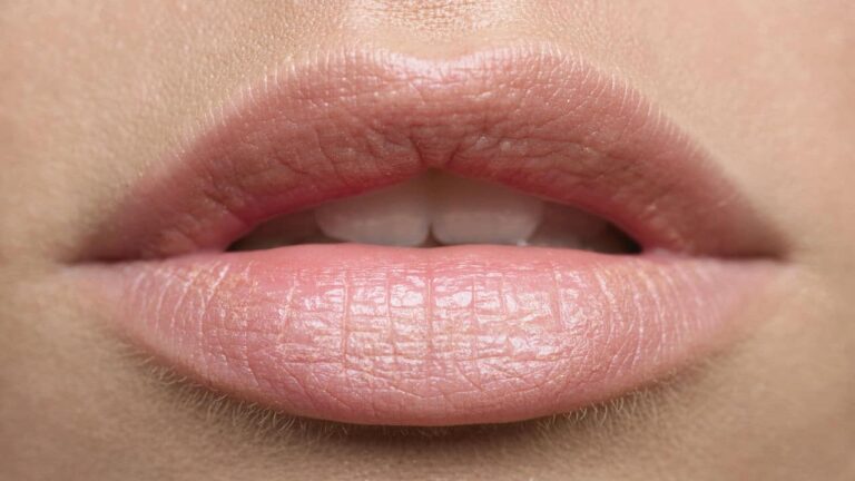 veja-como-aumentar-o-volume-dos-labios-naturalmente