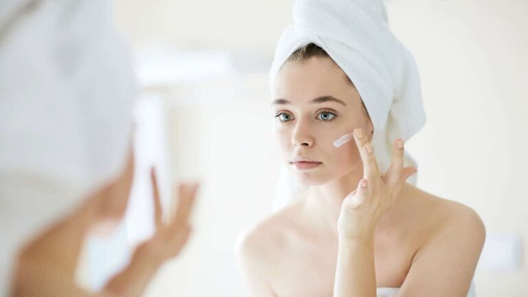 produtos-essenciais-para-hidratar-e-reduzir-sinais-de-fadiga-ocular