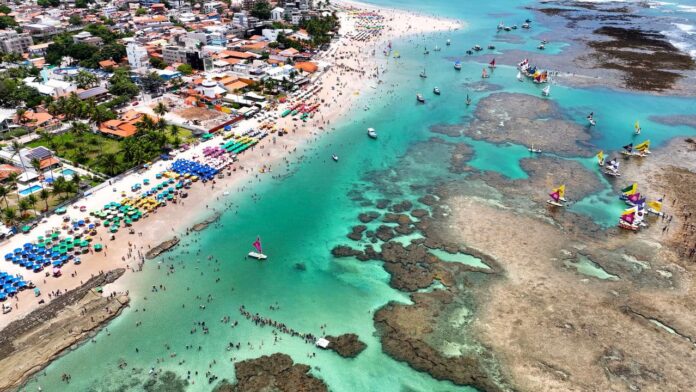 vila-acolhedora-do-nordeste-esta-virando-destino-preferido-de-quem-ama-o-mar vila-acolhedora-do-nordeste-esta-virando-destino-preferido-de-quem-ama-o-mar