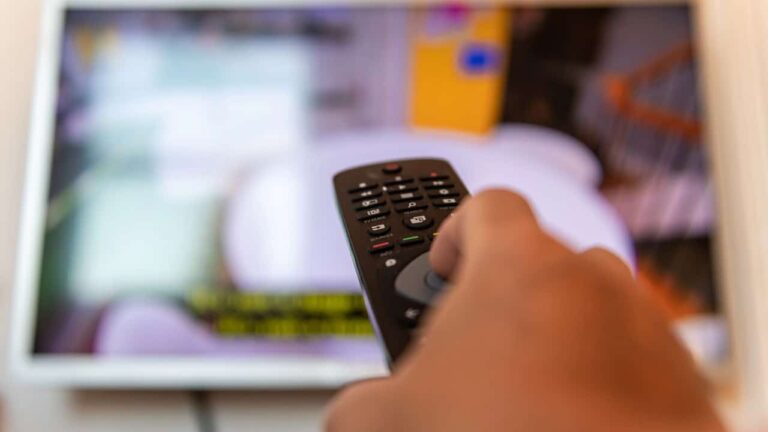 especialistas-explicam-por-que-a-escolha-errada-da-tv-pesa-no-bolso