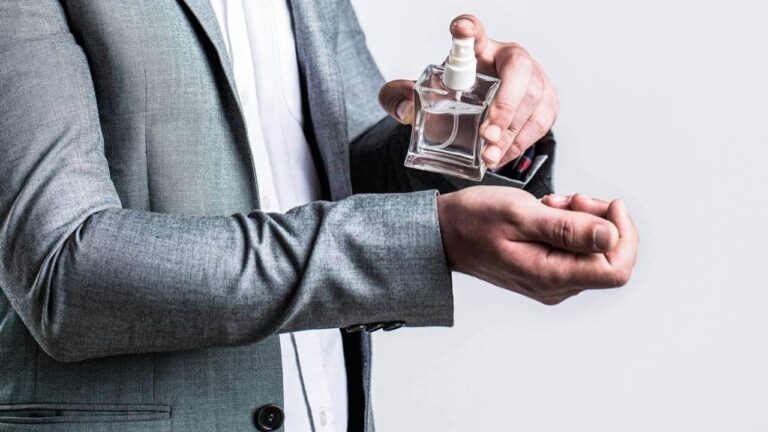 4-perfumes-masculinos-que-exalam-sucesso-e-confianca