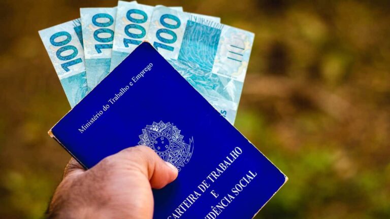 lei-garante-bonus-a-quem-tem-carteira-assinada-e-causa-surpresa-entre-trabalhadores