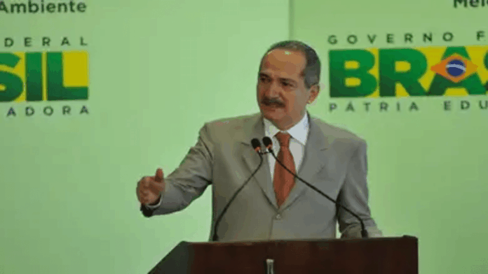 aldo-rebelo-acusa-governo-lula-de-agir-sob-influencia-estrangeira-e-critica-marina-silva