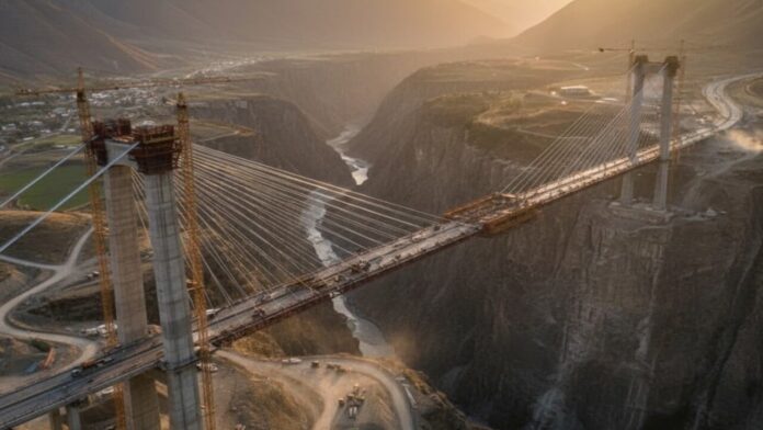 construcao-da-ponte-mais-alta-do-pais-de-13-mil-milhoes-sera-concluida-em-2026-e-a-dimensao-da-obra-impressiona construcao-da-ponte-mais-alta-do-pais-de-13-mil-milhoes-sera-concluida-em-2026-e-a-dimensao-da-obra-impressiona