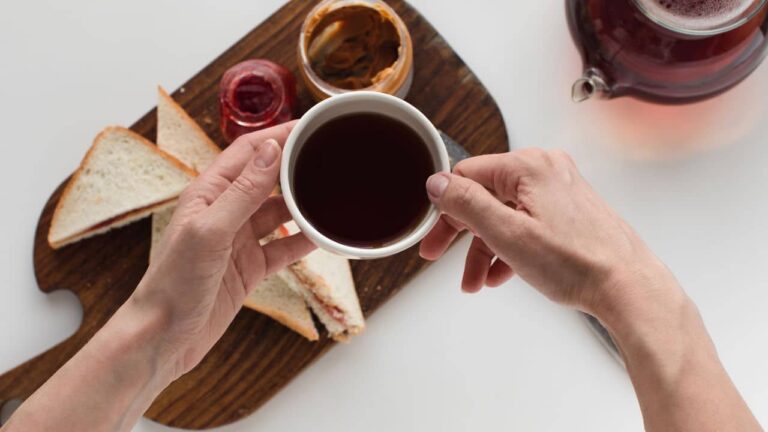 o-que-encontraram-nesses-alimentos-fez-a-anvisa-agir-imediatamente