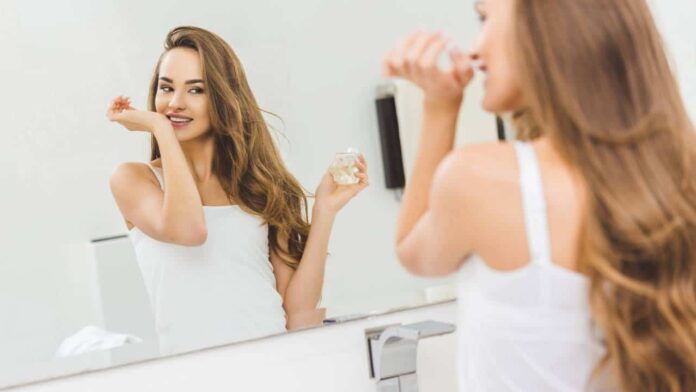 os-4-melhores-perfumes-femininos-que-nao-saem-da-sala-infestados-com-seu-cheiro-forte