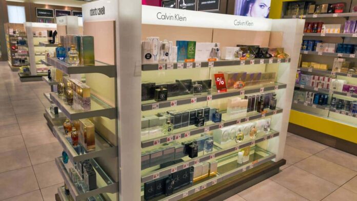 3-perfumes-femininos-de-longa-duracao-e-sem-exageros,-ideais-para-o-dia-a-dia-e-para-o-trabalho 3-perfumes-femininos-de-longa-duracao-e-sem-exageros,-ideais-para-o-dia-a-dia-e-para-o-trabalho