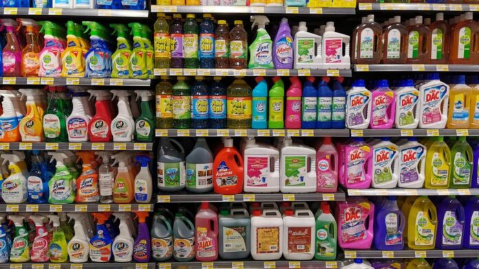 anvisa-faz-recall-de-sabonete-liquido-da-marca-ype-por-lotes-contaminados