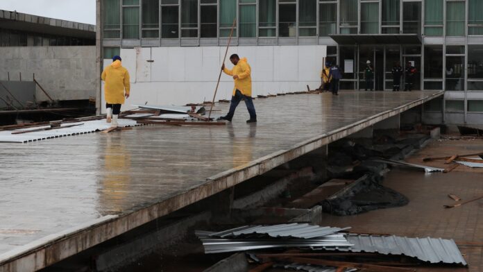 tempestade-derruba-estrutura-partidaria-universitaria-em-sp-e-deixa-vitimas