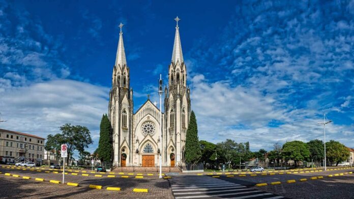 a-cidade-brasileira-considerada-um-dos-lugares-mais-tranquilos-para-se-viver-esta-atraindo-novos-moradores a-cidade-brasileira-considerada-um-dos-lugares-mais-tranquilos-para-se-viver-esta-atraindo-novos-moradores