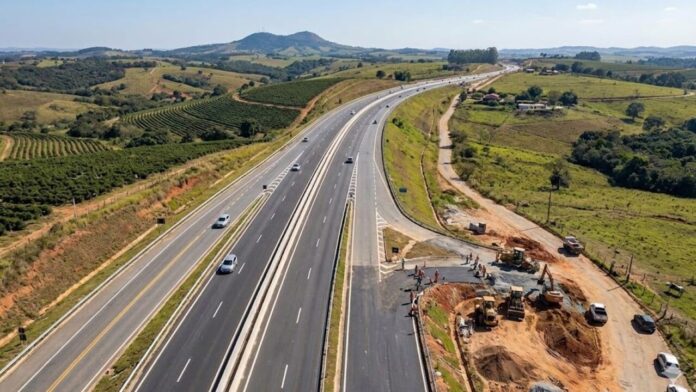 duplicacao-da-raposo-tavares-em-sao-roque-chega-a-90%-e-entra-na-reta-final-com-investimento-de-r$-277,9-milhoes-para-acelerar duplicacao-da-raposo-tavares-em-sao-roque-chega-a-90%-e-entra-na-reta-final-com-investimento-de-r$-277,9-milhoes-para-acelerar