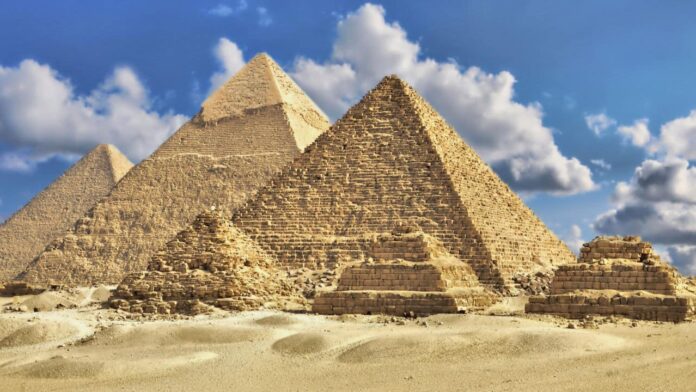 o-misterio-de-como-as-piramides-do-egito-foram-construidas-sem-tecnologia-moderna