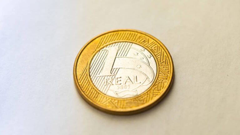 essas-moedas-de-1-real-podem-valer-uma-fortuna-e-muita-gente-as-guarda-sem-saber