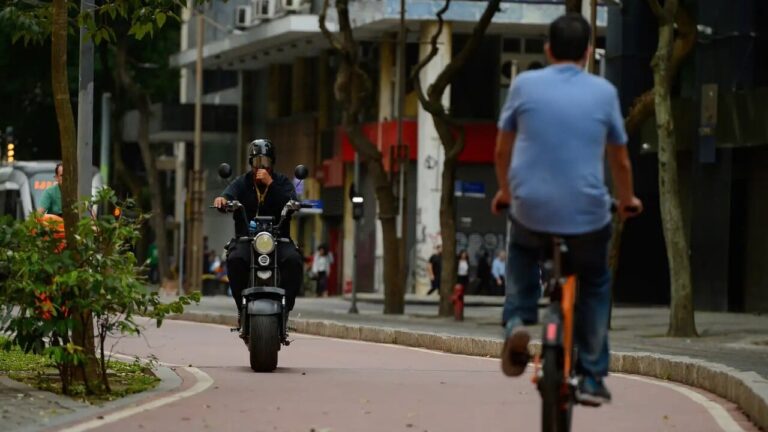 novas-regras-para-bicicletas-eletricas-e-ciclomotores-entram-em-vigor-e-e-preciso-ficar-atento-a-esses-detalhes