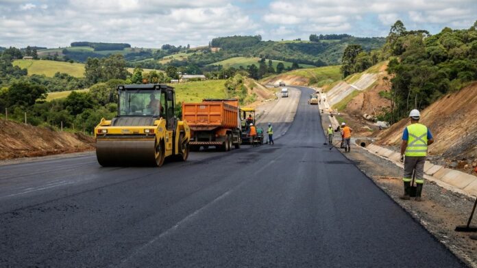 nova-ers-373-pavimentada-conecta-producao-rural-ao-turismo-e-recebe-mais-de-r$-80-milhoes-em-obras nova-ers-373-pavimentada-conecta-producao-rural-ao-turismo-e-recebe-mais-de-r$-80-milhoes-em-obras