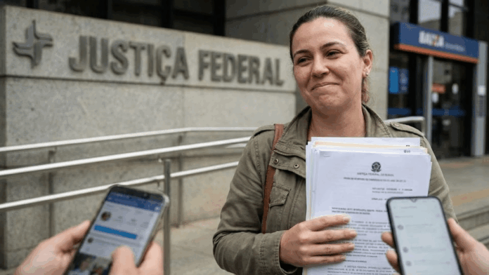 apos-cair-em-anuncio-falso-no-facebook,-vitima-recupera-pix-de-r$-16-mil-na-justica-ao-comprovar-que-banco-faliu apos-cair-em-anuncio-falso-no-facebook,-vitima-recupera-pix-de-r$-16-mil-na-justica-ao-comprovar-que-banco-faliu
