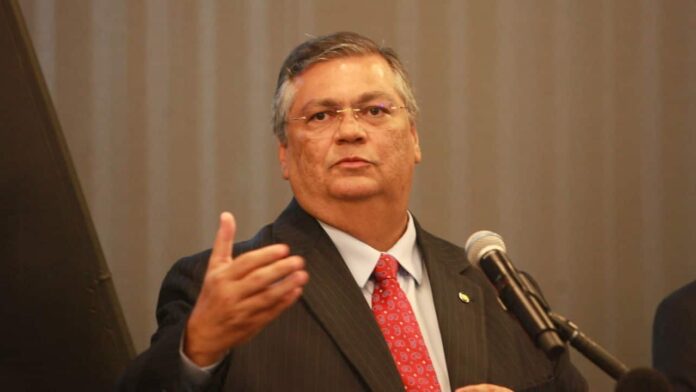 investigacao-sobre-senador-flagrado-com-r$-33-mil-na-cueca-e-arquivada-por-flavio-dino investigacao-sobre-senador-flagrado-com-r$-33-mil-na-cueca-e-arquivada-por-flavio-dino