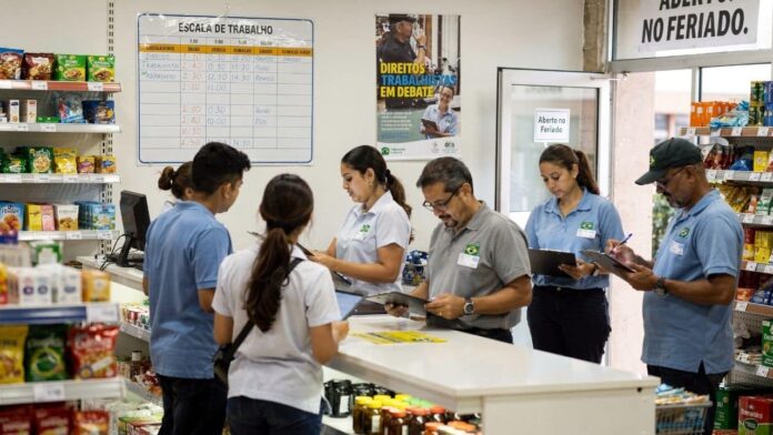 trabalhar-aos-domingos-e-feriados-seguira-novas-regras-em-2026-e-mudara-a-rotina-de-milhoes-de-brasileiros