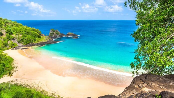 praia-brasileira-e-eleita-a-melhor-do-mundo-e-supera-destinos-famosos-como-havai-e-caribe