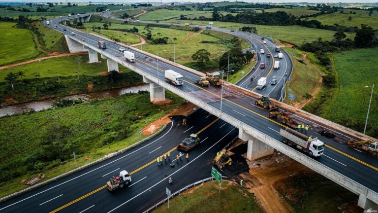 pavimentacao-da-pr-160-entre-imbau-e-reserva-totaliza-28,36-km-e-ultrapassa-r$-187-milhoes-em-investimento