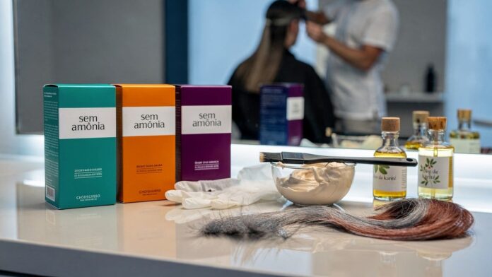 4-cores-de-cabelo-sem-amonia-a-partir-de-r$-20-que-ajudam-a-cobrir-os-cabelos-grisalhos-com-mais-suavidade 4-cores-de-cabelo-sem-amonia-a-partir-de-r$-20-que-ajudam-a-cobrir-os-cabelos-grisalhos-com-mais-suavidade