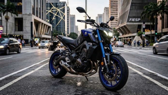 fz15-2026-da-yamaha-combina-consumo-de-ate-45-km/l-e-abs-padrao-por-r$-21.090