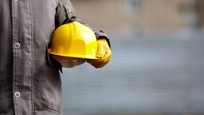 fecomercio-sp-alerta-que-empresas-podem-enfrentar-perdas-de-ate-r$-610-bilhoes-com-possivel-fim-de-escala-6×1 fecomercio-sp-alerta-que-empresas-podem-enfrentar-perdas-de-ate-r$-610-bilhoes-com-possivel-fim-de-escala-6×1