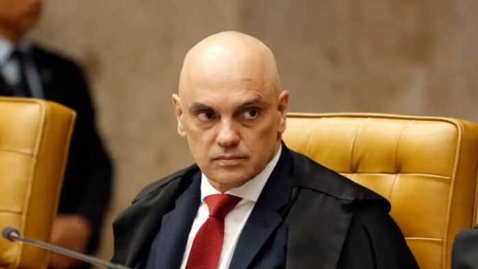 policia-militar-envia-oficio-e-questiona-moraes-sobre-expulsao-de-coroneis-condenados-pelos-atos-de-8-de-janeiro policia-militar-envia-oficio-e-questiona-moraes-sobre-expulsao-de-coroneis-condenados-pelos-atos-de-8-de-janeiro