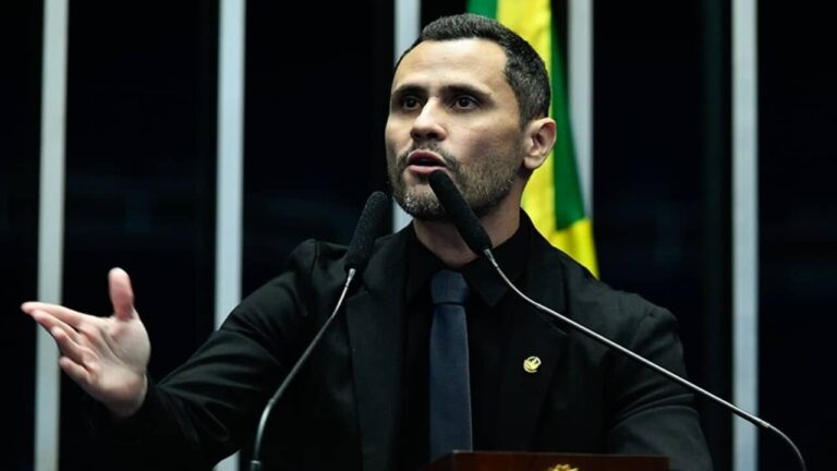 as-criticas-de-cleitinho-a-trump-geram-revolta-entre-apoiadores-que-o-acusam-de-se-aproximar-da-esquerda