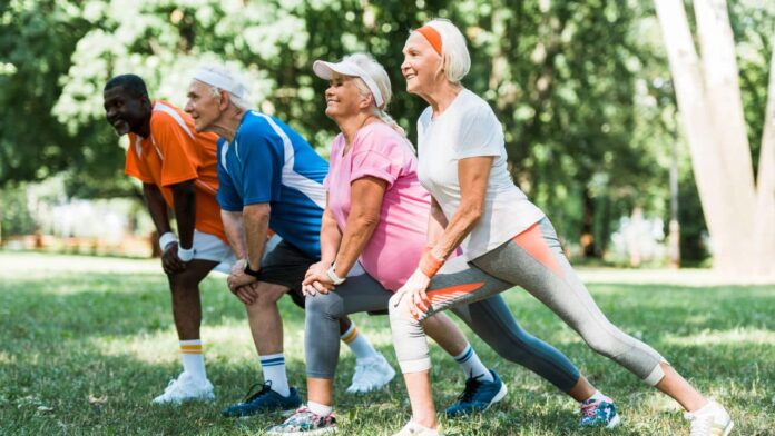 apos-os-50-anos,-esses-habitos-e-exercicios-podem-transformar-sua-qualidade-de-vida-e-melhorar-sua-saude