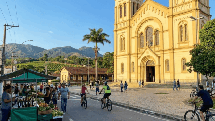 a-3a-melhor-cidade-para-se-viver-fica-a-57-km-de-sao-paulo-e-criou-a-uva-mais-consumida-do-pais a-3a-melhor-cidade-para-se-viver-fica-a-57-km-de-sao-paulo-e-criou-a-uva-mais-consumida-do-pais