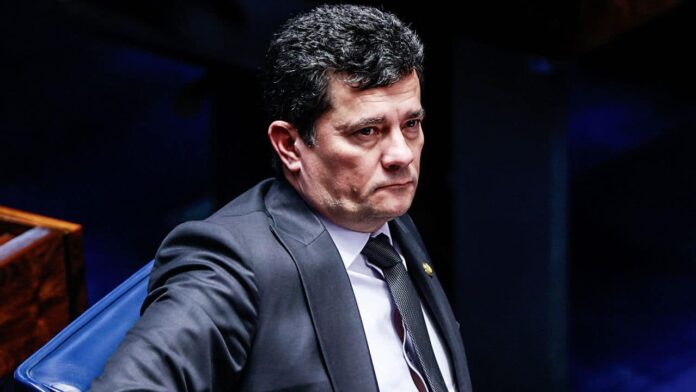 sergio-moro-diz-que-votara-contra-jorge-messias:-“nao-e-hora-de-adicionar-mais-um-ministro-ao-stf-de-lula”