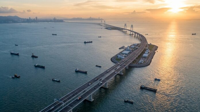 a-maior-ponte-maritima-do-mundo-e-tao-grande-que-a-travessia-demora-cerca-de-40-minutos
