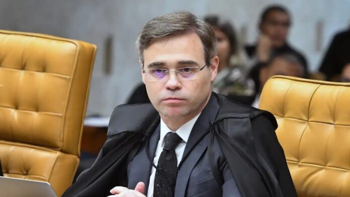 andre-mendonca-avalia-pedidos-da-cpi-para-investigar-banco-master andre-mendonca-avalia-pedidos-da-cpi-para-investigar-banco-master