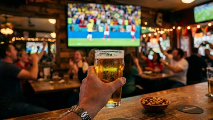 governo-autoriza-venda-de-bebidas-alcoolicas-por-23-horas-durante-a-copa-do-mundo-de-2026-para-conter-fuga-de-receita governo-autoriza-venda-de-bebidas-alcoolicas-por-23-horas-durante-a-copa-do-mundo-de-2026-para-conter-fuga-de-receita