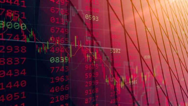 com-selic-em-14,25%,-brasil-volta-a-ter-a-maior-taxa-de-juros-real-do-mundo