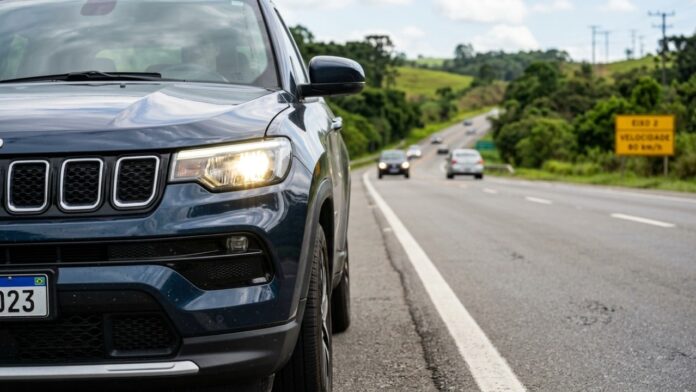 um-simples-erro-no-farol-baixo-pode-custar-r$-130-e-render-pontos-na-carteira-de-motorista um-simples-erro-no-farol-baixo-pode-custar-r$-130-e-render-pontos-na-carteira-de-motorista