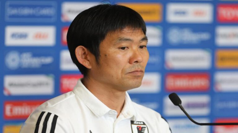 tecnico-do-japao-revela-pedido-a-zico-antes-do-confronto-decisivo-com-o-brasil-na-copa-do-mundo