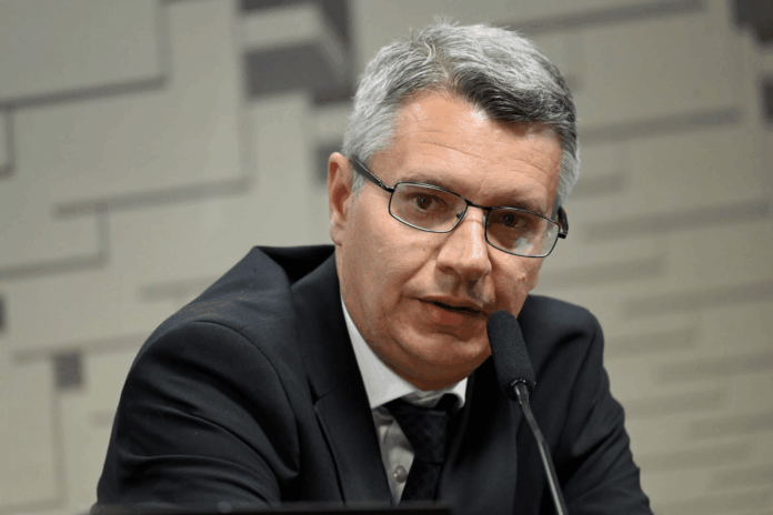 coaf-preocupado-com-sancoes-dos-eua-ao-pcc-e-cv