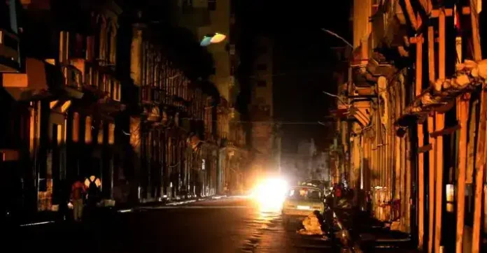 terceiro-apagao-em-seis-meses-deixa-cuba-no-escuro-e-expoe-a-crise-energetica-do-pais;-veja-o-video