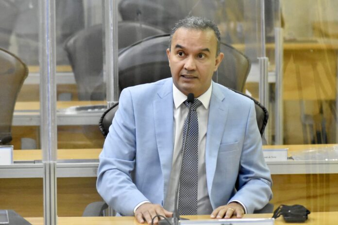 kelps-lima-desiste-da-disputa-para-deputado-federal-e-nos-bastidores-aponta-recuo-para-preservar-o-capital-politico:-“o-problema-da kelps-lima-desiste-da-disputa-para-deputado-federal-e-nos-bastidores-aponta-recuo-para-preservar-o-capital-politico:-“o-problema-da