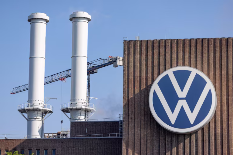 volkswagen-pode-cortar-mais-50-mil-empregos-em-nova-ofensiva-para-reduzir-custos