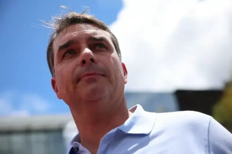 flavio-desmoraliza-lula-e-itamaraty-e-tentara-contato-com-a-china