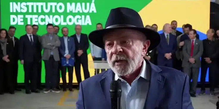 lula-chama-a-proposta-de-trump-sobre-o-estreito-de-ormuz-de-“pirataria”-de-“pirataria”.-e-critica-imposto-de-20%-sobre-navios