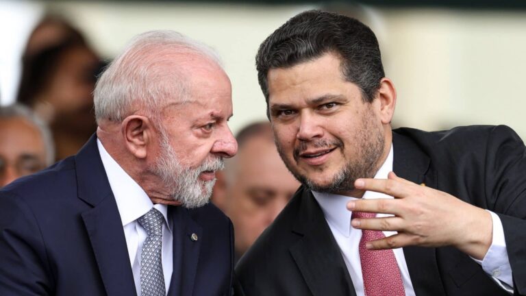 sem-forcas:-governo-lula-implora-que-alcolumbre-pelo-menos-envie-proposta-a-ccj;-entender