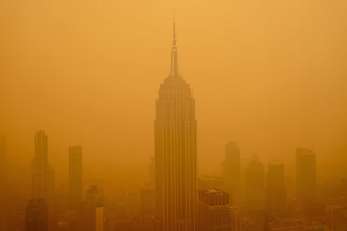 ceu-de-nova-york-esta-coberto-por-fumaca-de-incendios-no-canada-e-preocupa-autoridades;-veja-o-video ceu-de-nova-york-esta-coberto-por-fumaca-de-incendios-no-canada-e-preocupa-autoridades;-veja-o-video