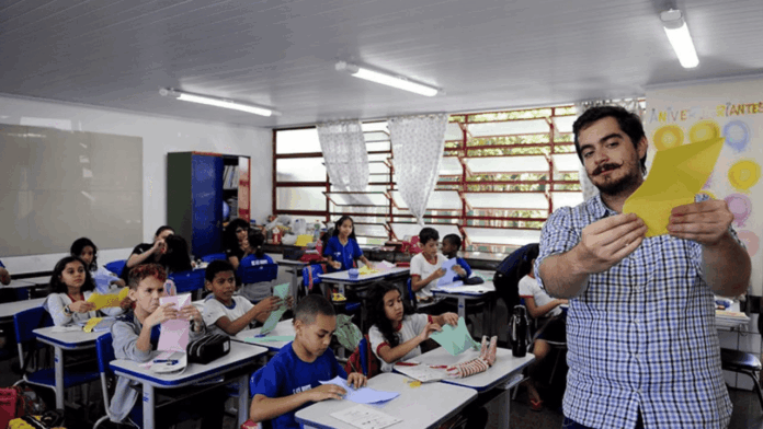 foi-sancionada-lei-que-torna-obrigatoria-a-educacao-politica-em-todas-as-escolas-do-pais